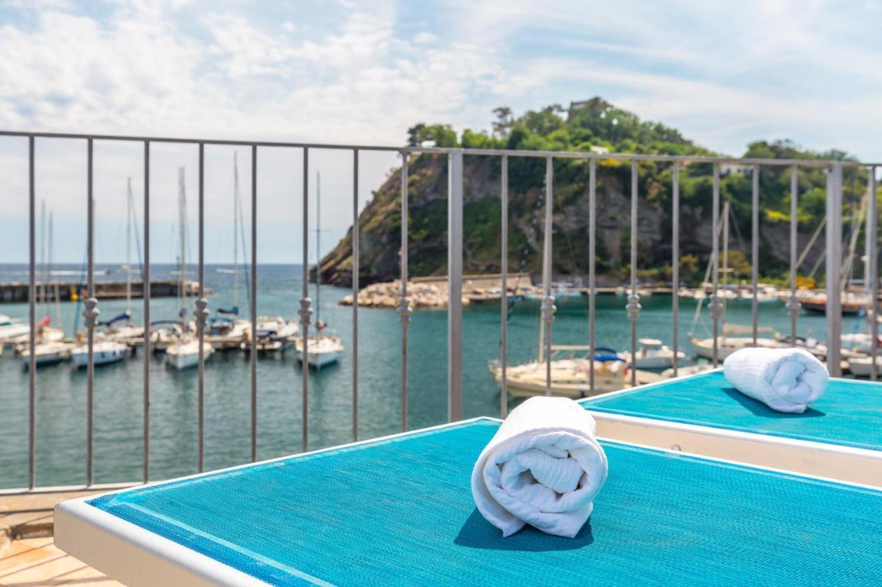 Apartament La Finestra Sul Mare Procida Zewnętrze zdjęcie